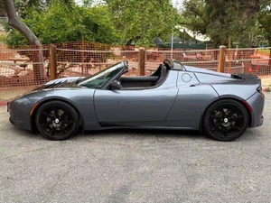 Tesla Roadster Base 2008, Convertible de 2 Puertas, Estándar de Fábrica - Product Image 3