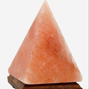 Lampe au sel de l'Himalaya en forme de pyramide avec conception animale sculptée artisanat naturel de haute qualité personnalisé pour un décor de table à la maison unique - Product Image 1