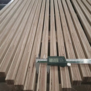 Placage de bois laminé haute pression 27x27mm MR E2 en bois dur d'acacia - Product Image 1