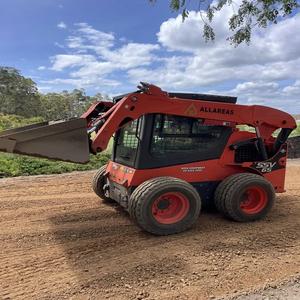 Excavatrice compacte Kubota SSV65 Achetez maintenant une livraison rapide Qualité supérieure Performances fiables pour les travaux lourds à chaque fois - Product Image 1