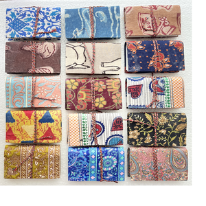 Diarios Sari tamaño A5 mini personalizados hechos a mano de seda y telas Sari recicladas encuadernadas en espiral impresas con papeles de algodón y seda - Product Image 5