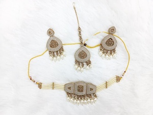 Ensemble de colliers Kundan vintage, bijoux indiens, ensemble de mariage perlé avec perle, motif cloche, boucles d'oreilles, mode en gros - Product Image 2