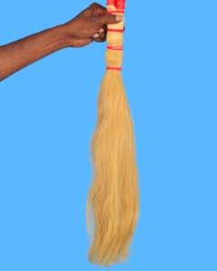 Extensions de cheveux indiens Remy vierges de qualité supérieure en blanc laiteux brun foncé textures ondulées frisées 12 à 36 pouces - Product Image 1