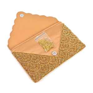 Bolso de mano de noche tejido a mano con cuentas de vidrio y detalles de cuentas pequeñas, forma y color personalizables, diseño hecho a mano. - Product Image 6