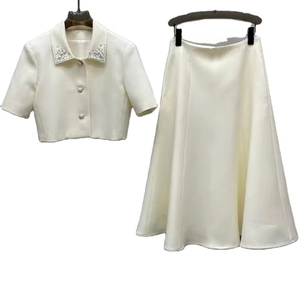 เสื้อโค้ทสั้นประดับด้วยพลอยเทียมติดปกสองชิ้นสำหรับอุตสาหกรรมหนักของผู้หญิงชุดแฟชั่นโอเวอร์สเกิร์ตเอวสูง - Product Image 3