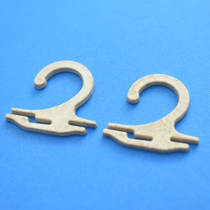 Meilleure vente chaussette crochet suspendu pour accessoire d'emballage avec matériau écologique crochet à base biologique pour chaussettes 10 500 pièces/sac - Product Image 2