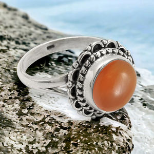 Pierre précieuse de cornaline naturelle de qualité supérieure Bague de forme ronde en argent sterling 925 Conception personnalisée Fabricant de bijoux Inde - Product Image 2