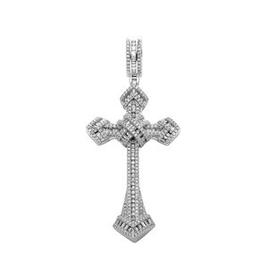 Vente en gros Pendentif croix en or massif 10 carats Bijoux en diamant personnalisés avec placage au rhodium Style HipHop classique pour femmes - Product Image 4