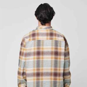 Camisa de franela informal de manga larga con botones de invierno de algodón 100% para hombre OEM personalizada de alta calidad al por mayor - Product Image 5