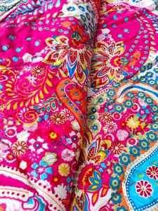 Couverture en coton chaude d'hiver, faite à la main, motif floral paisley rose, Razai - Product Image 2