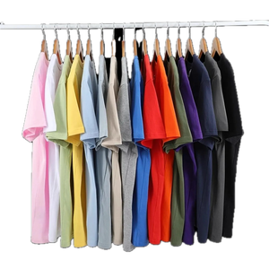 Cómodo transpirable de talla grande tela de algodón ecológica hombres OEM etiqueta impresa personalizada camisetas de manga corta todos los tamaños - Product Image 1