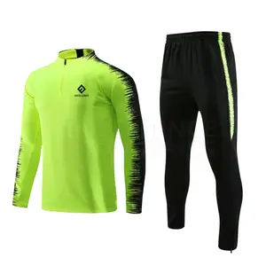 ชุดวอร์มผ้าโพลีเอสเตอร์/ ผ้าฝ้ายเนื้อแข็งน้ำหนักเบามีฮู้ดชุดเสื้อผ้าลำลองเล่นกีฬาระบายอากาศใส่โลโก้ได้ตามต้องการสำหรับฤดูหนาว - Product Image 1