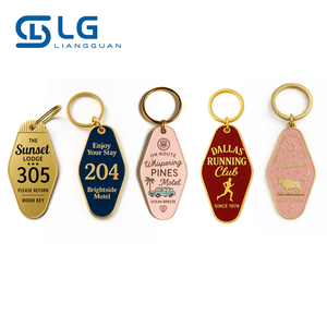 Personalizable Retro 2D 3D Carta Logo Llavero Moda Metal Hotel <span class=keywords><strong>Motel</strong></span> Llavero Personalizable Esmalte Promocional Llavero en blanco - Product Image 1