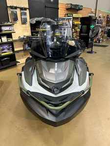 Oferta Destacada 2025 Sea-Doo FishPro Apex 300 Moto Acuática con Motor de 2 Tiempos, 3 Asientos, 226-300HP, 4 Cilindros, Aluminio, 1800cc, 20km/h, 345cm - Product Image 2