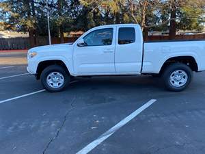 Tacoma SR 4x4 2023 - Product Image 6