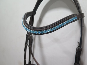 Banda para la frente de cuero elegante con logotipo personalizado de alta calidad más vendida, hematita de chorro curvada profunda, ostentosa equina para caballo ecuestre duradero - Product Image 3
