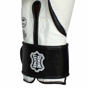 ปรับแต่งถุงมือชกมวยหนังแท้คุณภาพพรีเมียมสีดำขาว รุ่น Contender สำหรับผู้ใหญ่ พร้อมการปกป้องที่ดีขึ้น - Product Image 6