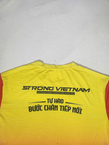 เสื้อเชิ๊ตพิมพ์ลายระเหิด OEM เสื้อเชิ๊ตถ่ายเทความร้อนเปล่าสำหรับออกแบบออกแบบเองขายส่งจากโรงงานเวียดนาม - Product Image 5