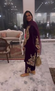 กำมะหยี่เส้นใยวิสคอสหนาหรูหราสไตล์ปากีสถานอินเดียแบบดั้งเดิมสำหรับงานปาร์ตี้งานวัฒนธรรมงานเลี้ยงรับรองน่าประทับใจ - Product Image 2