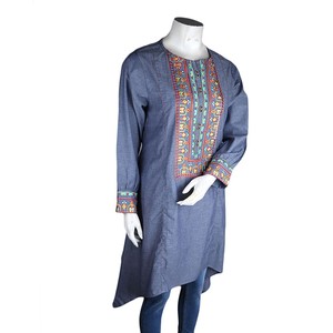 ผู้หญิงปัก A-Line kurti-Grey - Product Image 1
