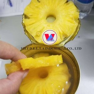 ANANAS EN CONSERVE Tranches Morceaux Bouchées en sirop léger ou jus Fabrication OEM Étiquette privée/ Mme Kana - Product Image 4