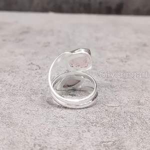 Anillo de Plata de Ley 925 con Cuarzo Rosa Natural, Piedra de Nacimiento de Abril, Doble Piedra, Joyería Hecha a Mano para Navidad - Product Image 6