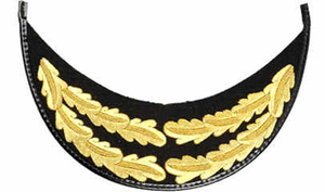 Casquette à visière brodée de haute qualité avec double feuille de chêne brodée à la main et feuilles dorées en fil de laine - Product Image 3