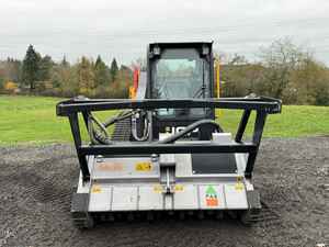 รถตักล้อยาง JCB 150T Eco ประสิทธิภาพสูง พร้อมอุปกรณ์ตัดแต่งไม้ FAE สำหรับงานปรับพื้นที่ - Product Image 6