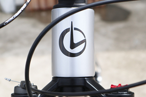 Bicicleta <span class=keywords><strong>de</strong></span> Montaña Rígida <span class=keywords><strong>de</strong></span> Fibra <span class=keywords><strong>de</strong></span> <span class=keywords><strong>Carbono</strong></span> con Frenos <span class=keywords><strong>de</strong></span> Disco Hidráulicos, Ligera, para XC y Trail - Product Image 3