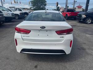 Voitures Kia Optima Hybrid Premium 4 portes d'occasion à prix abordable à vendre - Product Image 2
