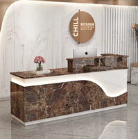 Comptoir de réception moderne en bois de luxe, design personnalisable, éclairage LED, respectueux de l'environnement, pour hôtel, bureau, hall commercial