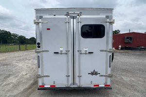 Remolque para Caballos Harmar Dixie Star 206DSBP Usado de Calidad, Modelo 2024, Tipo Remolque para 2 Caballos con Espacio para Alojamiento, Listo para Enviar - Product Image 4