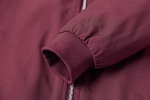 Blouson d'aviateur d'hiver avec fermeture à glissière et logo personnalisé OEM pour hommes blouson d'aviateur coupe-vent confortable et chaud à manches longues - Product Image 5