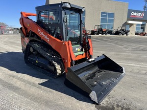 รถตักล้อยางขนาดเล็ก Kubota SVL75-3 กำลัง 75 กิโลวัตต์ เครื่องยนต์ดีเซล แบบตีนตะขาบ รับประกัน 4 ปี ระบบไฮดรอลิก Bosch สำหรับงานเกษตร - Product Image 3