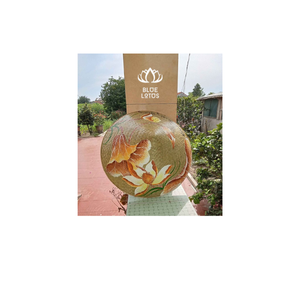 Chapeau conique en jonc de mer: une belle fusion du patrimoine vietnamien, de l'élégance artisanale et de la mode durable pour toutes les saisons - Product Image 1