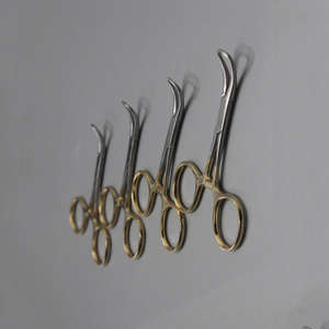 Juego de 4 Pinzas para Toallas de Playa, Chapadas en Oro, 3.5, Instrumentos Quirúrgicos de Acero Inoxidable de Grado Médico al por Mayor - Product Image 5