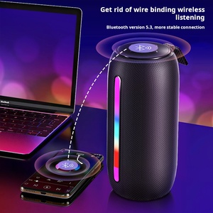 Altavoz inalámbrico portátil Nuofan Flip8 5.3 con LED RGB y batería de 1200 mAh para coche, teléfono y uso en exteriores - Product Image 4