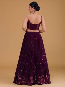 Tela Lehenga étnica morada de primera calidad al por mayor, estilo tradicional para fiestas de todo el año, gran valor para compradores a granel - Product Image 5
