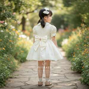 Vestido acampanado amarillo para niñas hecho de algodón suave, diseño personalizado, hecho en Vietnam por MITEXCO, un proveedor de confianza. - Product Image 3