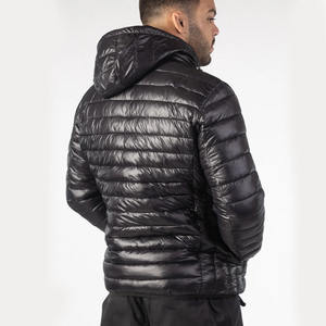 Chaqueta Acolchada Negra Brillante de Alta Calidad, Cuello Alto, Cálida, Gruesa, a la Moda, Chaqueta Acolchada de Invierno de Alta Calidad para Hombre - Product Image 4