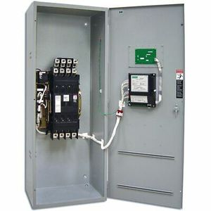 Interruptor de Transferencia Briggs and Stratton de 400 Amperios, 240V, NEMA 3R-071113 - Product Image 1