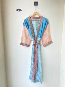 ชุดคลุมกิโมโนผ้าไหมหรูหราสำหรับผู้หญิงชุดคลุมกิโมโนยาวสำหรับผู้หญิงเสื้อคลุมชุดเพื่อนเจ้าสาวหรูหราไม่เหมือนใครของขวัญรีไซเคิล - Product Image 3