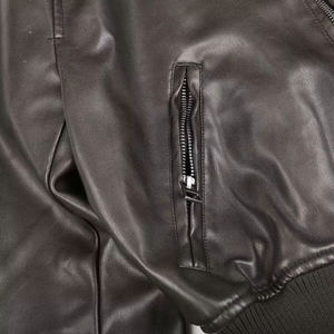 Chaqueta Bomber con Cuello Alto y Estilo Desgastado para Mujer, Moda 2025, Cortavientos, Transpirable, Ecológica, de Secado Rápido y Calefactable - Product Image 4