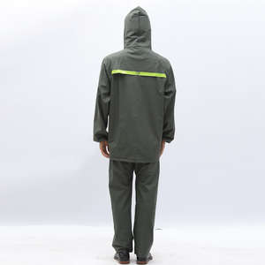 Traje de lluvia reflectante industrial Conjunto de chaqueta y pantalones de seguridad impermeable para trabajo al aire libre y protección contra lluvia intensa - Product Image 3