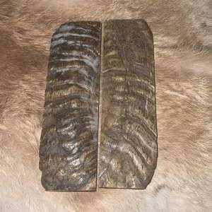 Écailles de corne traditionnelles préférées des armuriers pour des poignées ergonomiques, aspect classique, naturelles, durables, pour l'atelier - Product Image 2