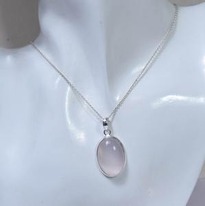 Colgante de Plata de Ley 925 chapado en rodio cuarzo rosa piedra preciosa ovalada Color Rosa regalo de boda perfecto '925' joyería estampada - Product Image 2