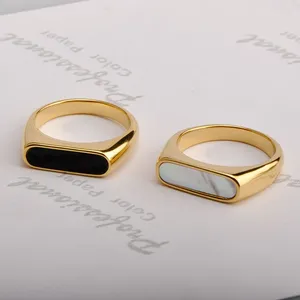 Anillo de cóctel con incrustaciones de acero de titanio de 1 pieza a la moda diseño de concha geométrica con accesorio de joyería fina de estilo Simple - Product Image 1