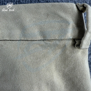 Breathable Elastic Light Weight Drawstring High Waist Quick Dry Solid Canvas Knitted Men's Vintage Style Sport Training Shorts - Product Image 3