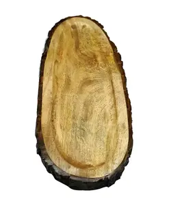 Bandeja de Servir de Madera con Acabado Pulido Elegante, Apta para Uso Doméstico y en Restaurantes, para Comidas, Fiestas, Aperitivos y Bebidas, Duradera, Elegante y Ecológica - Product Image 3