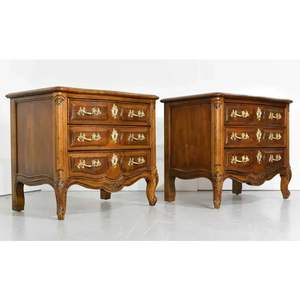 Exquisita mesita de noche de 3 cajones de caoba tallada a mano Rococó Francés, mesita de noche de lujo, muebles de caoba Indonesia - Product Image 4